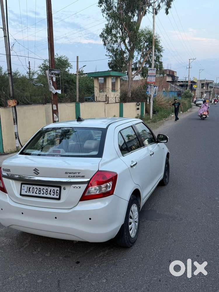 Maruti Suzuki Swift Dzire 2017 Petrol 70000 Km Driven