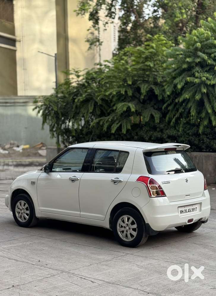 Maruti Suzuki Swift Vvt Zxi, 2009, Petrol
