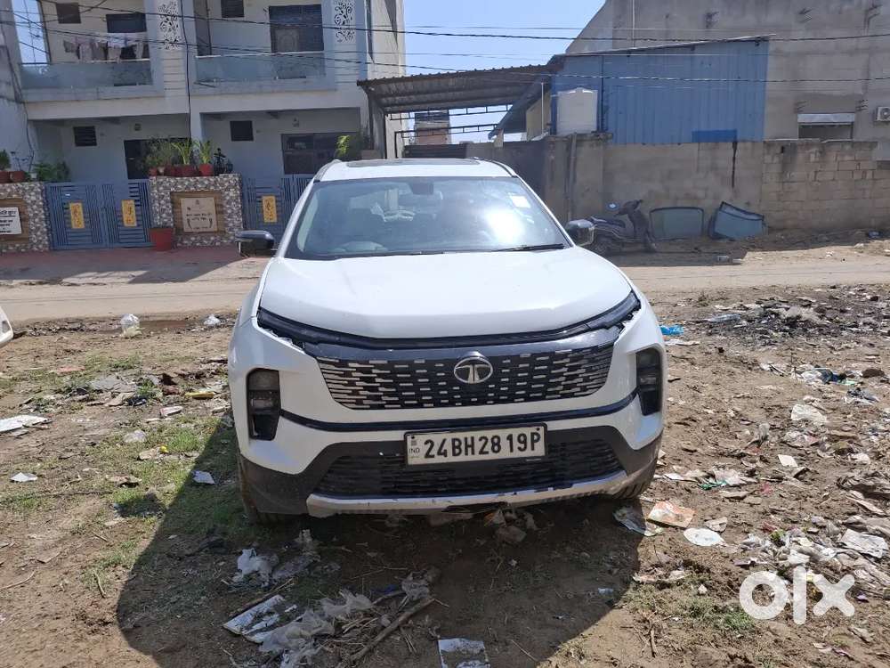 Brand New Tata Safari Top Model Manual