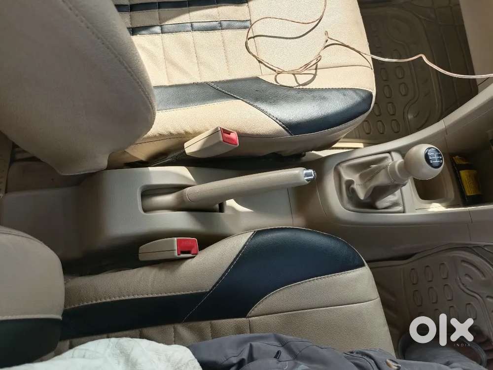 New Condition Swift Dzire Cng 2013 March Etawah Registration