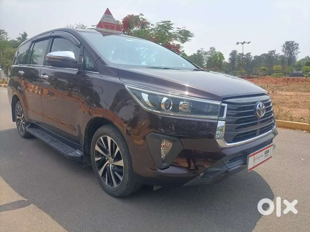 Toyota Innova Crysta 2022