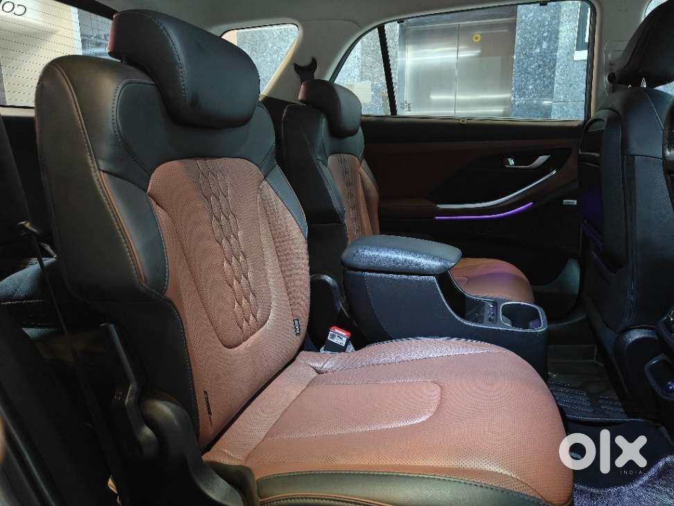 Hyundai Alcazar Signature (o) 6 Str 1.5 Petrol Dct, 2023, Petrol