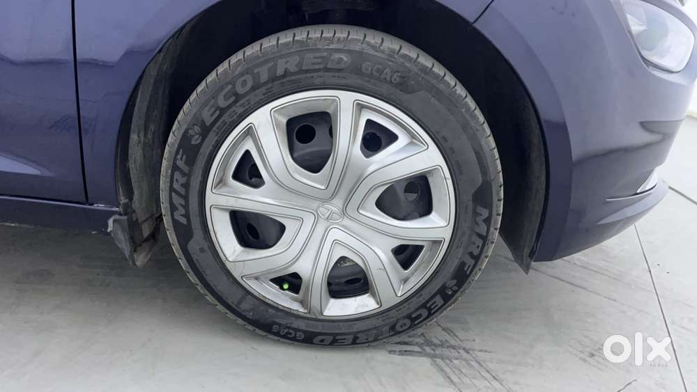 Tata Altroz 1.2 Xt, 2023, Petrol