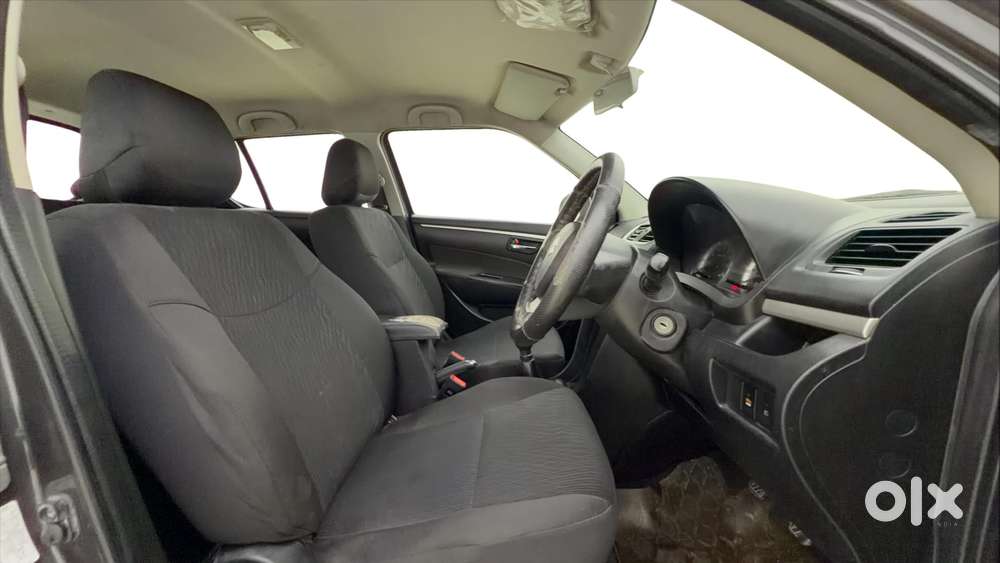 Maruti Suzuki Swift Vxi, 2016, Petrol