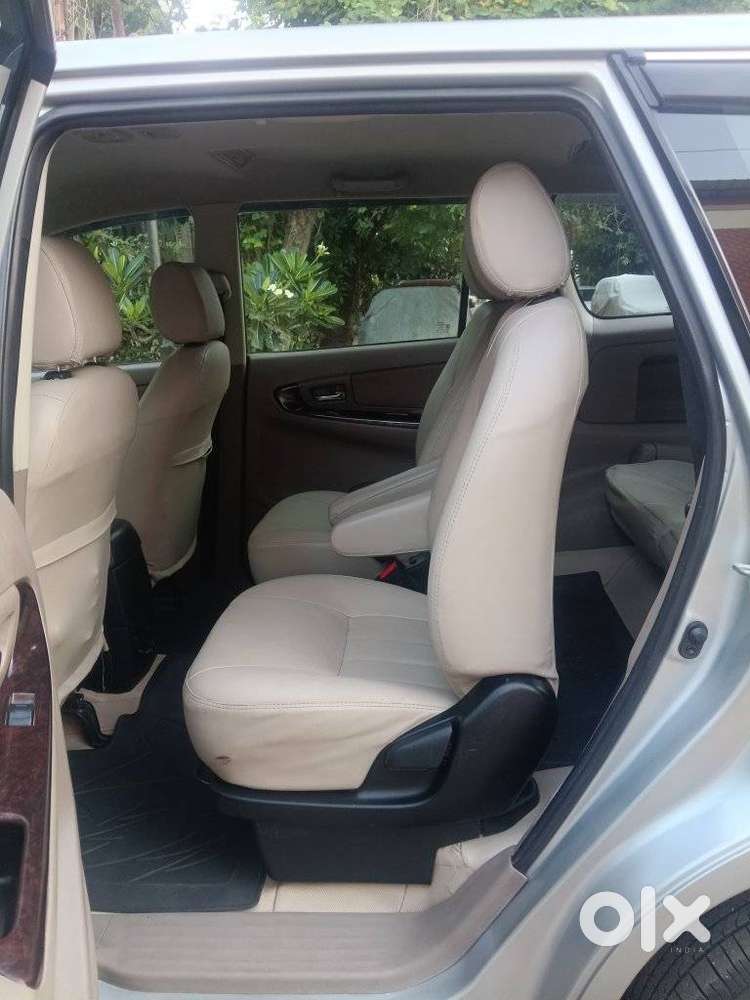 Toyota Innova 2.5 V 7 Str, 2016, Diesel