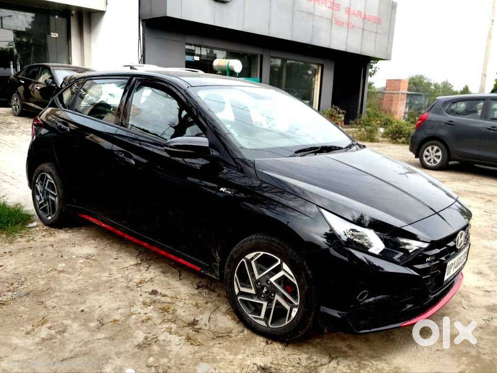 Selling Urgently Brand New Condition Nline.