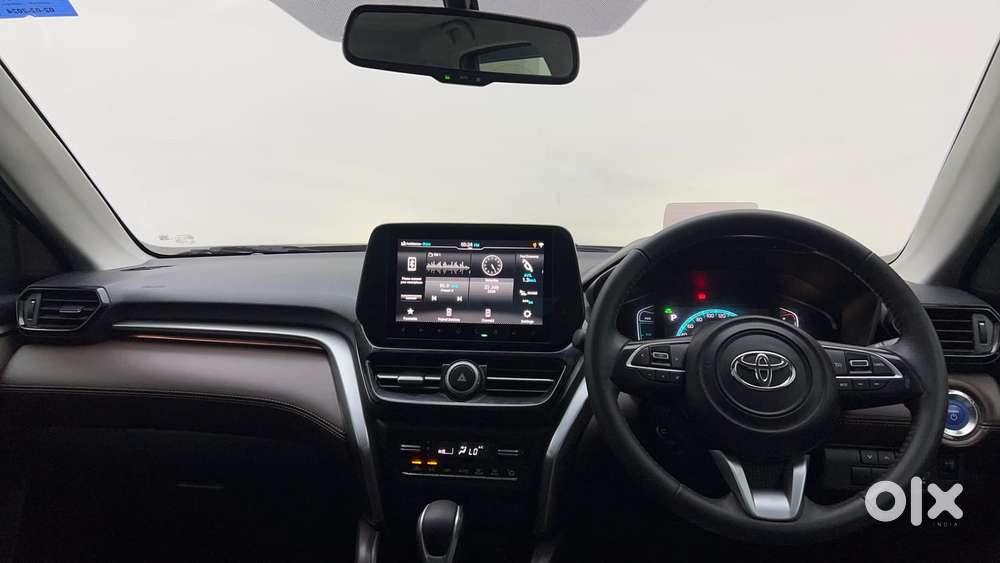 Toyota Urban Cruiser Hyryder 1.5 V Hybrid, 2023, Cng & Hybrids