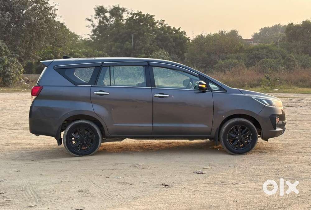 Toyota Innova Crysta 2.4 V 7 Str, 2018, Diesel