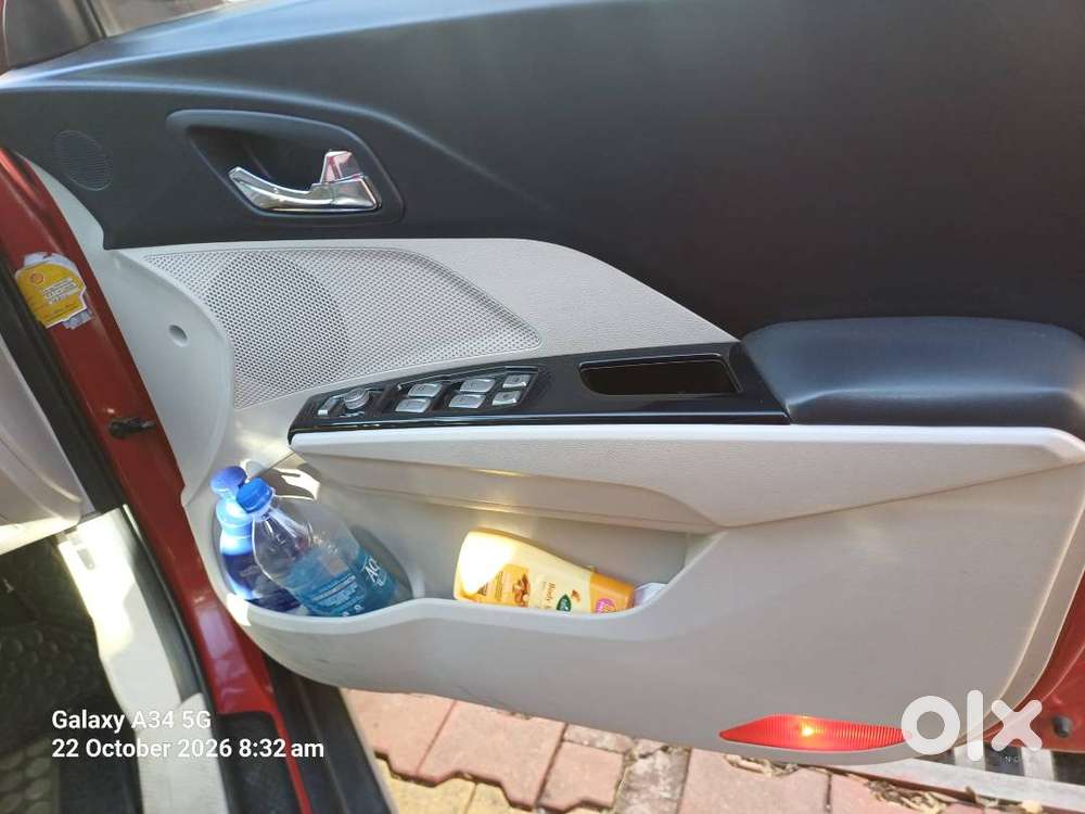 Mahindra Xuv300 W8 Automatic Diesel