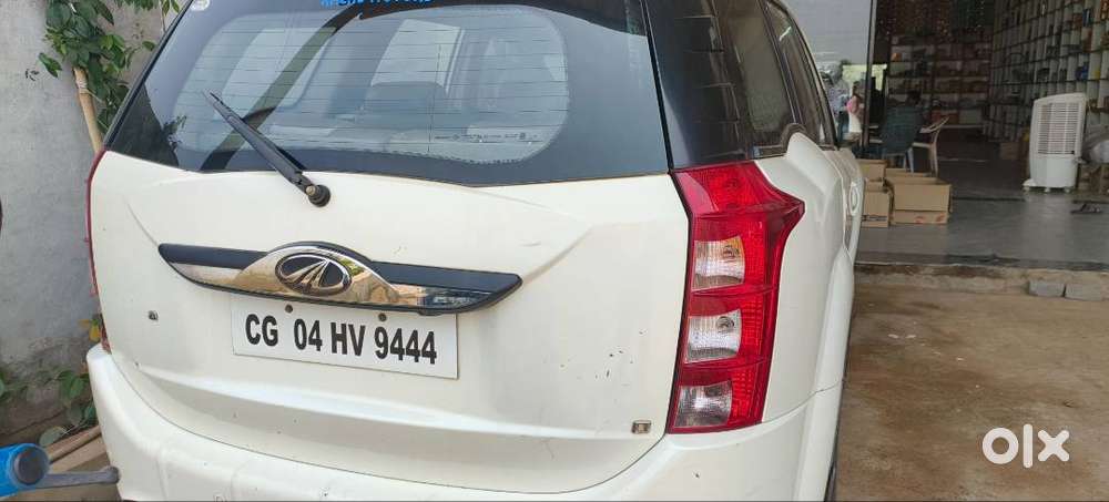 Mahindra Xuv500 2015 Diesel 160000 Km Driven