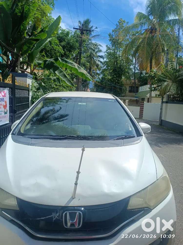 Honda Jazz 2016 Petrol 160000 Km Driven