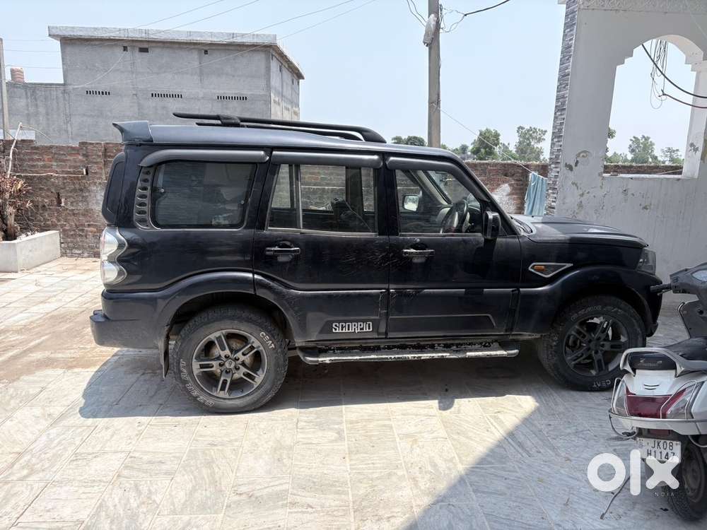 Mahindra Scorpio 2016 Diesel Manual