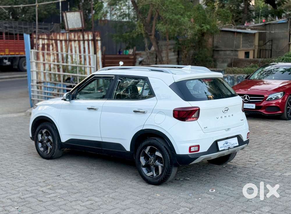 Hyundai Venue S Turbo, 2022, Petrol