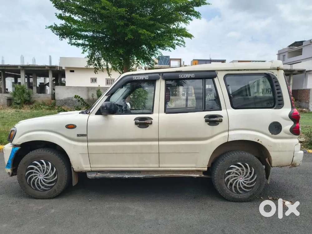 Mahindra Scorpio Classic 2012, 4 Mrf Seal Tyres