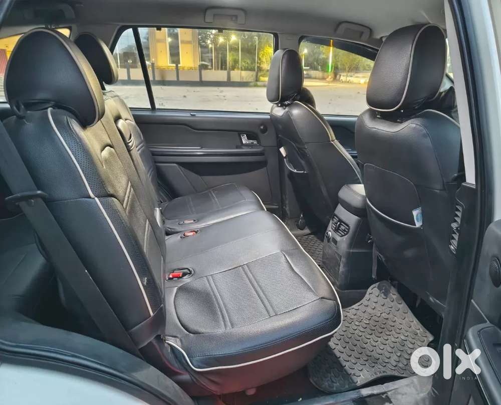 Tata Hexa 2.2 Xe 4x2 7 Str, 2017, Diesel