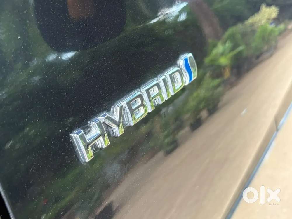 Toyota Innova Hycross 2.0 Vx Hybrid 8 Str, 2023, Petrol
