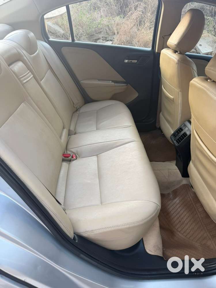 Honda City Hybrid 2016
