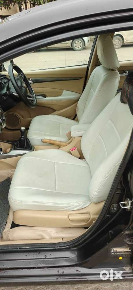 Honda City 1.5 V 5th Gen I-vtec Mt, 2012, Cng & Hybrids