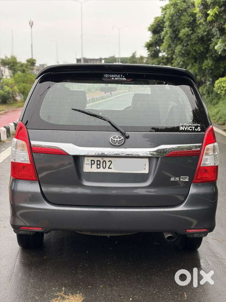 Toyota Innova 2.5 Vx 8 Str, 2015, Diesel