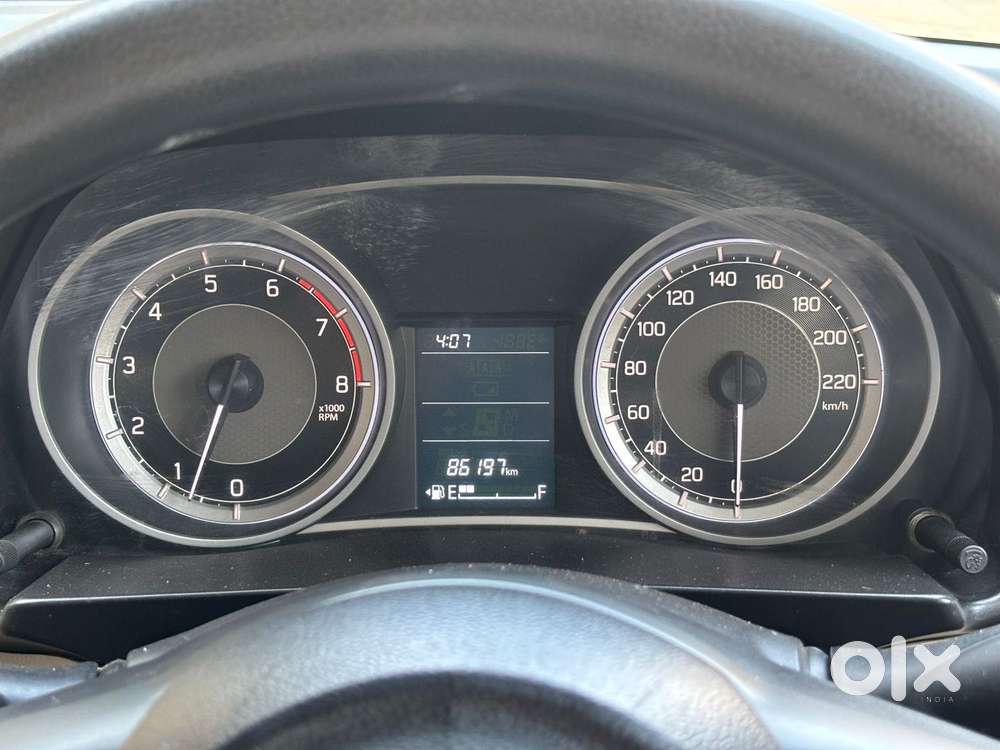 Maruti Suzuki Dzire 1.2 Vxi, 2022, Petrol
