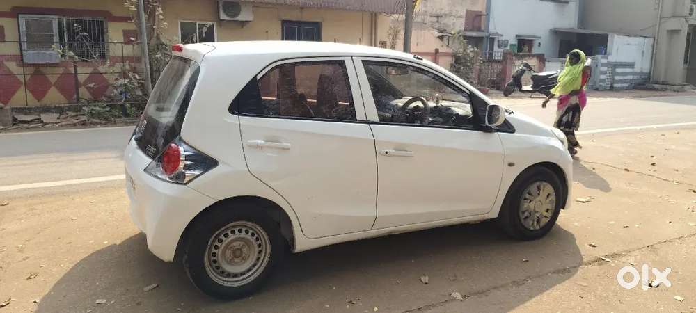 Honda Brio 2013 Petrol Well Maintained