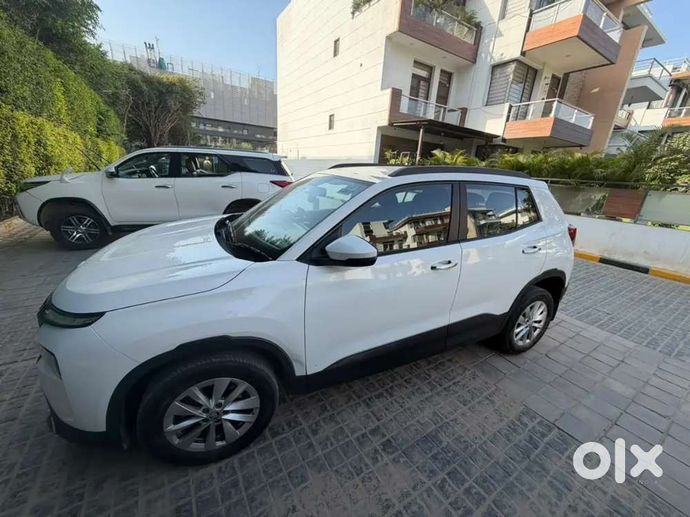 Skoda Kylaq Signature Plus Automatic 2025