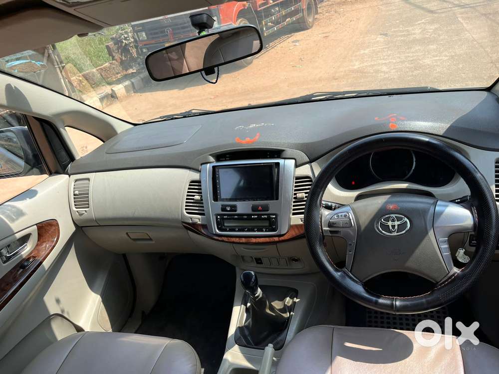 Toyota Innova 2.5 V 7 Str, 2014, Diesel