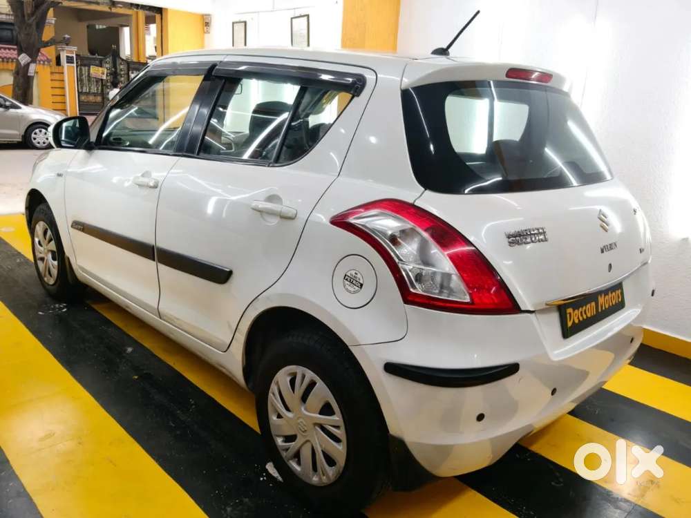 Maruti Suzuki Swift Vxi, 2016, Petrol