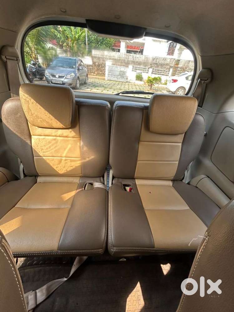 Toyota Innova 2014 Diesel 133000 Km Driven
