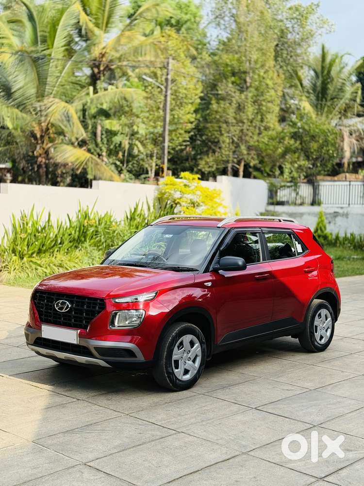 Hyundai Venue E 1.2 Petrol, 2019, Petrol