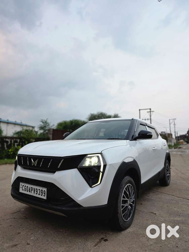 Mahindra Xuv 3xo Mx3, 2024, Petrol