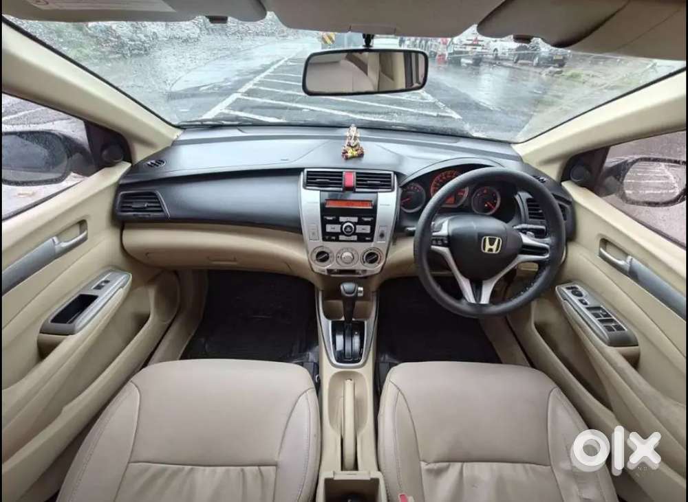 Honda City 1.5 V 2010