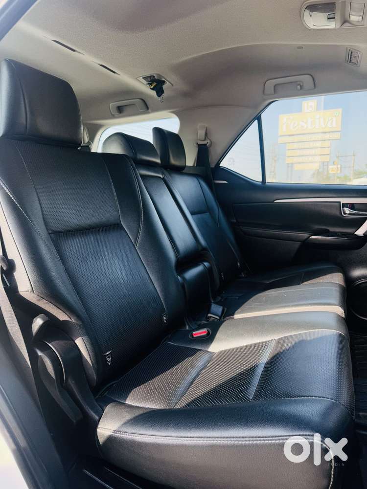 Toyota Fortuner 2011-2016 4x4 At, 2023, Diesel