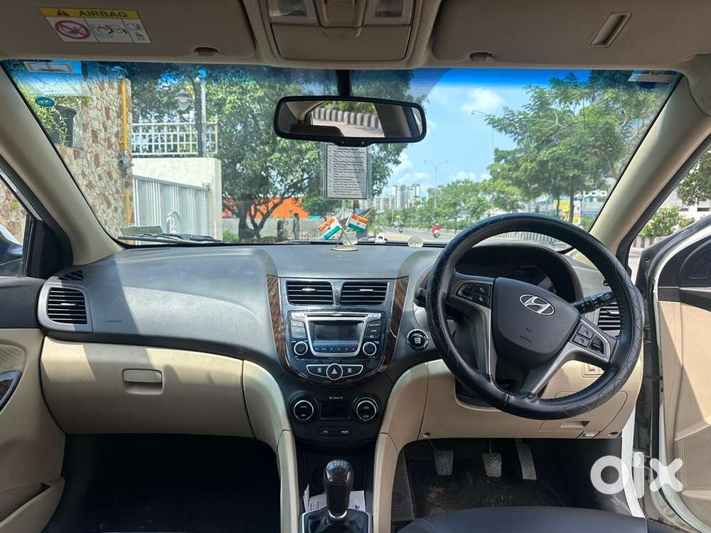 Hyundai Verna Petrol 2015
