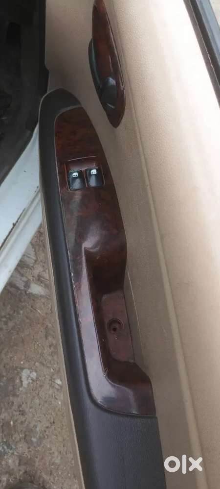 Hyundai I10 Gls Petrol 2012