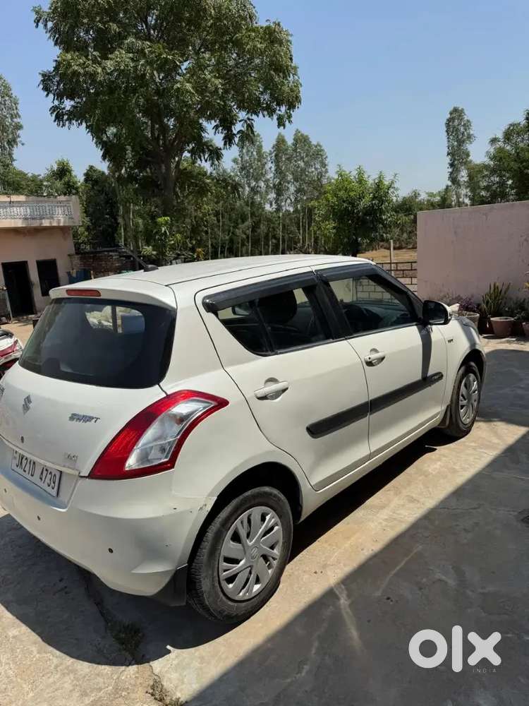 Maruti Suzuki Swift 2017 Petrol 50000 Km Driven