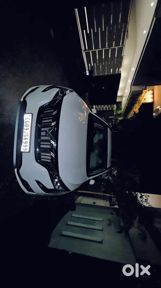 Mahindra Xuv700 Diesel Automatic 2025