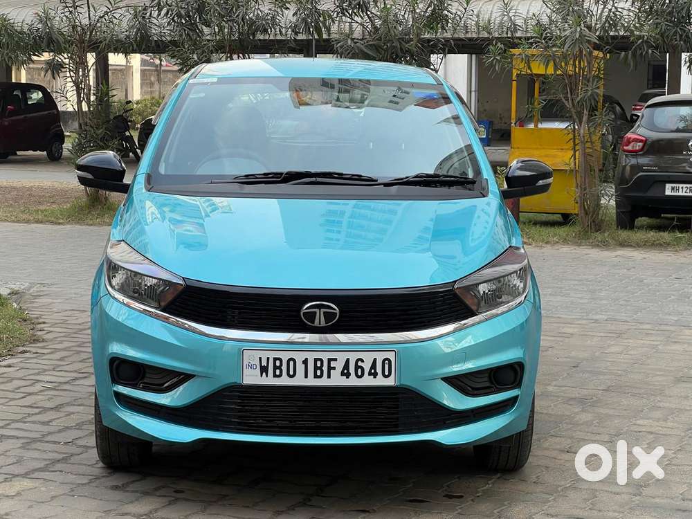 Tata Tiago 1.2 Revotron Xta, 2025, Petrol