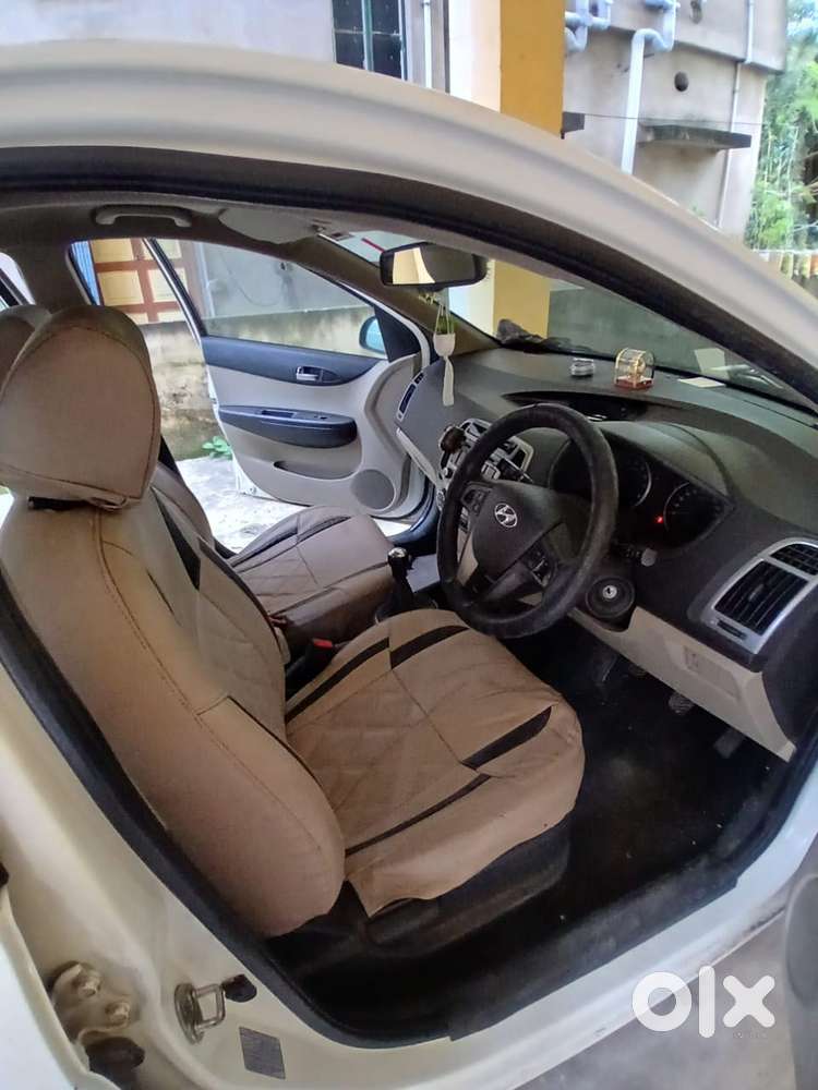 Hyundai I20 Sportz 1.2 Bs-iv, 2013