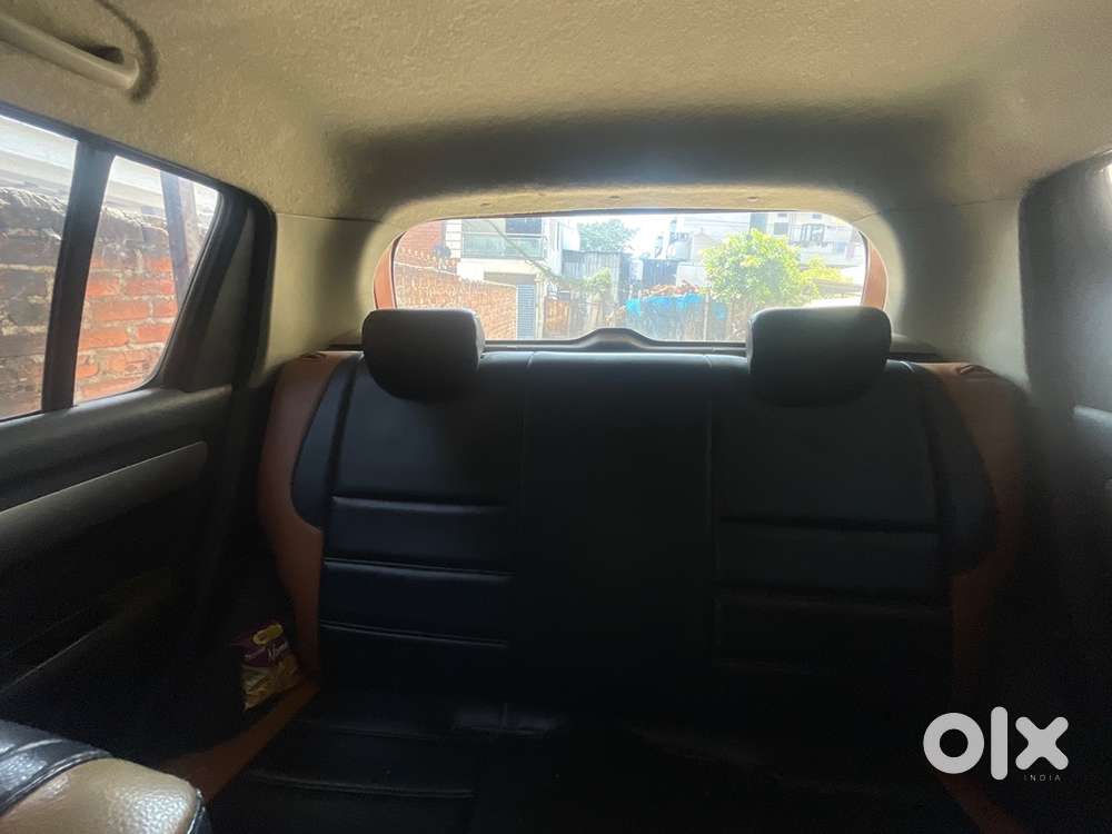Maruti Suzuki Swift Petrol Manual 2010