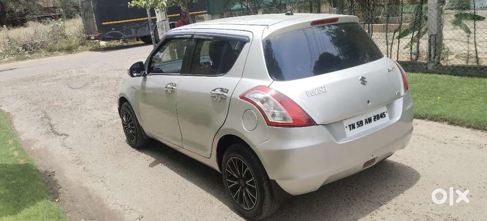 Maruti Suzuki Swift 2012