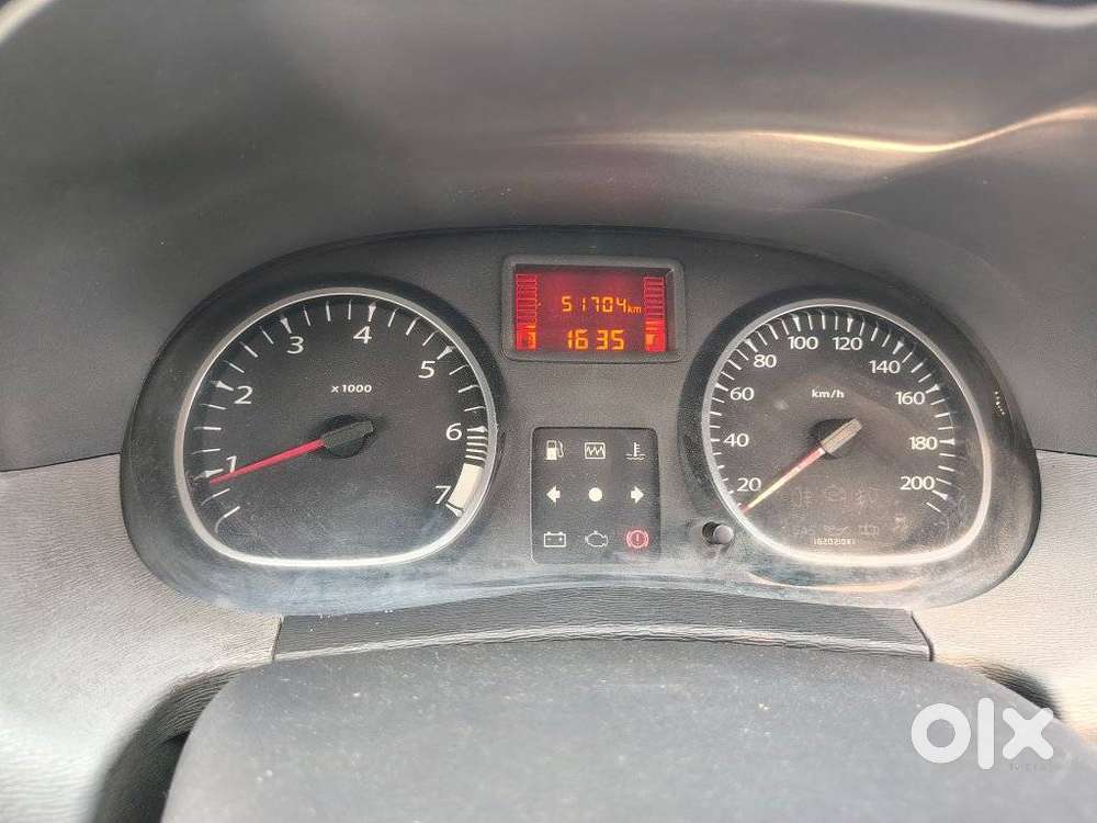 Renault Duster Rxe, 2013, Petrol