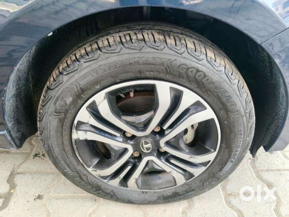 Tata Tiago 1.2 Revotron Xta, 2023, Petrol