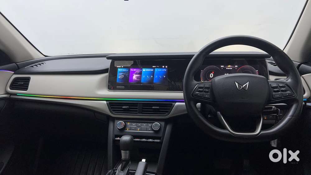 Mahindra Xuv700 2.0 Ax 5 Petrol At Str, 2024, Petrol