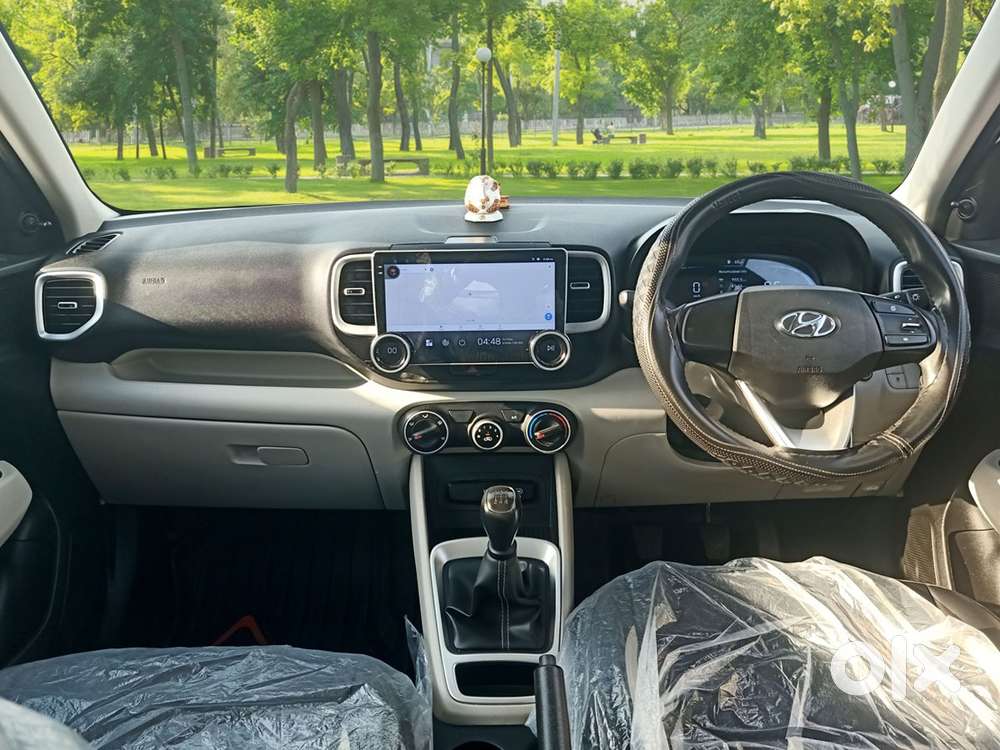 Hyundai Venue E 1.2 Petrol, 2025, Cng & Hybrids