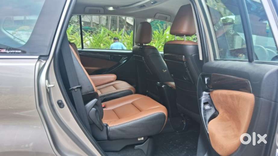 Toyota Innova Crysta 2.8z Automatic, 2018, Diesel