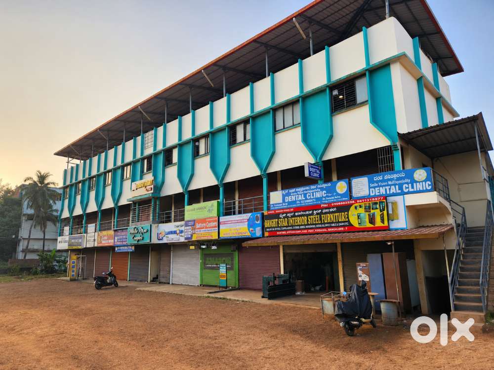 PREMIUM HIGHWAY-FACING COMMERCIAL SHOPS FOR RENT  260 SQ. FT. Rs.10K