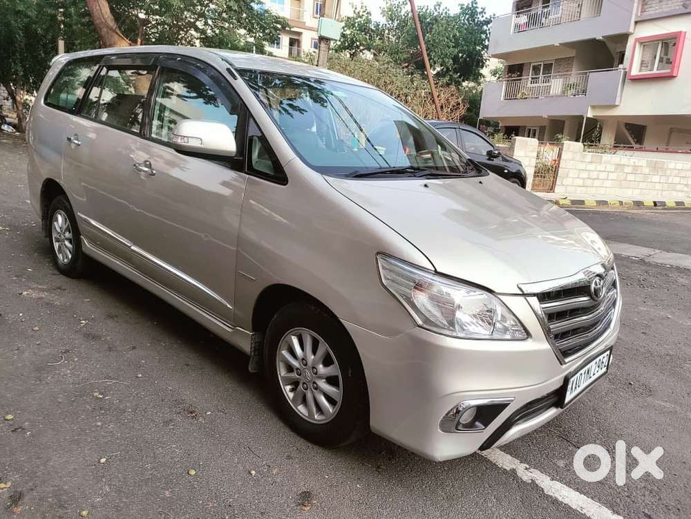 Toyota Innova 2.5 V 8 Str, 2014, Diesel