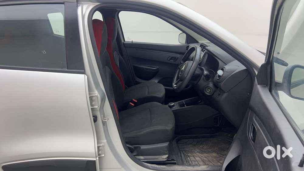Renault Kwid 1.0 Rxt Amt, 2022, Petrol