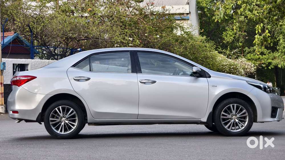 Toyota Corolla Altis 2013-2017 Vl At, 2016, Petrol